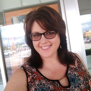 Meet your Posher, Becki